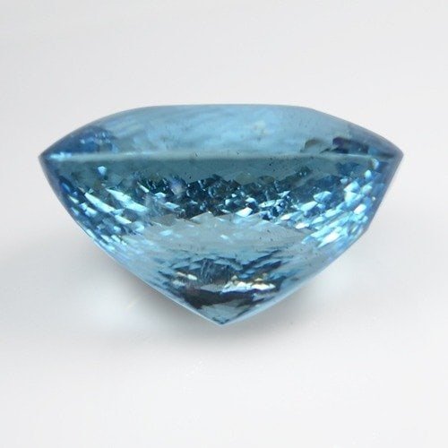 39.67 ct aquamarine — auction photograph 4