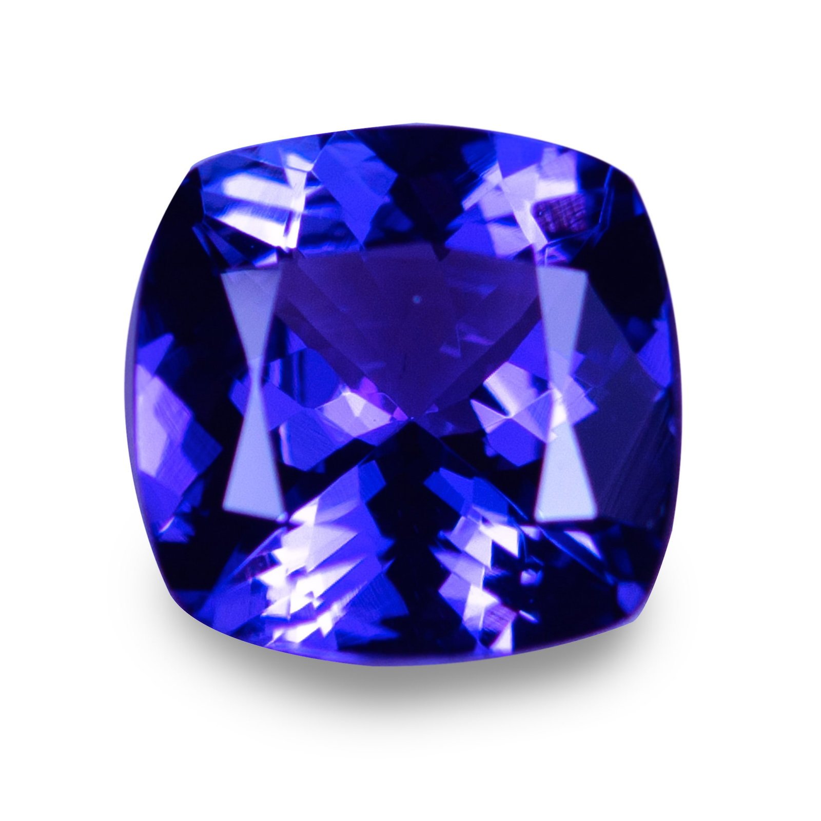 4.40 Cts IGI Certified Tanzanite — original auction photograph